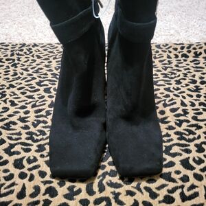 Jessica SIMPSON Chic Black Heeled Boots for Women